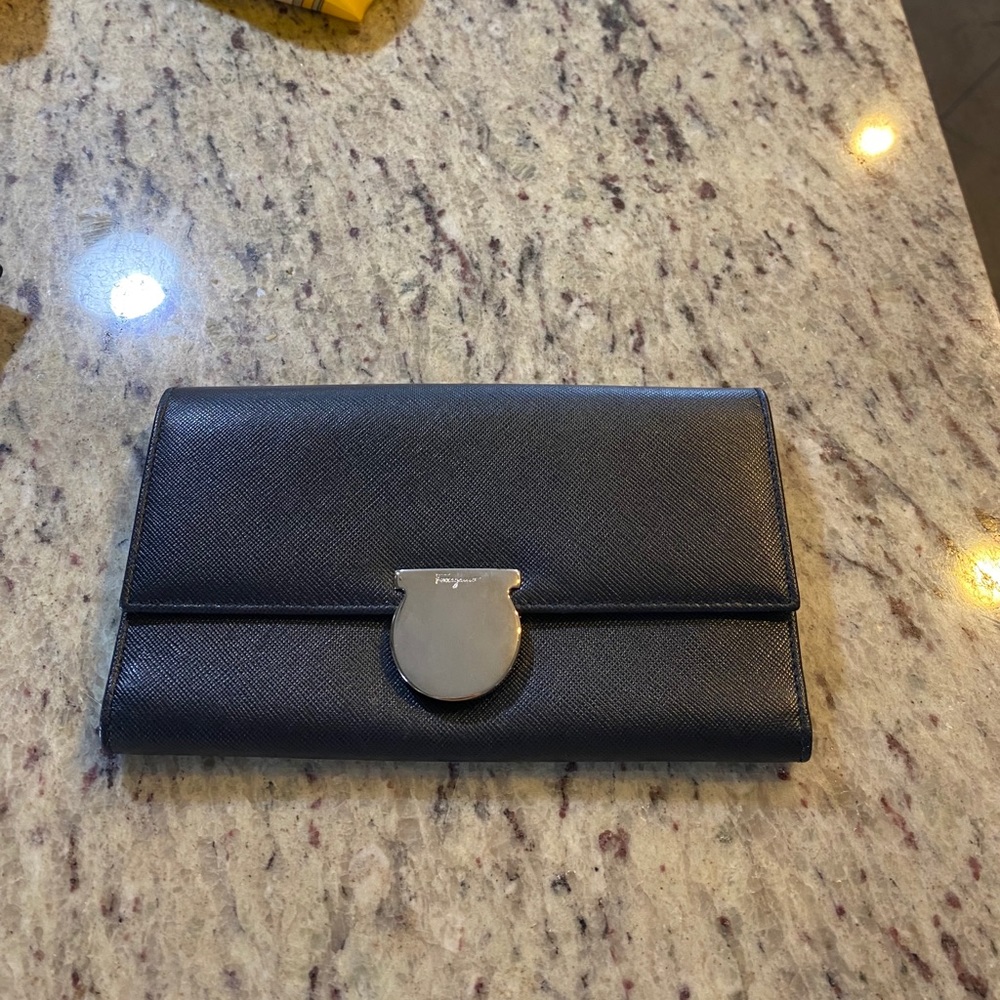 Women’s large Salvatore Ferragamo leather wallet